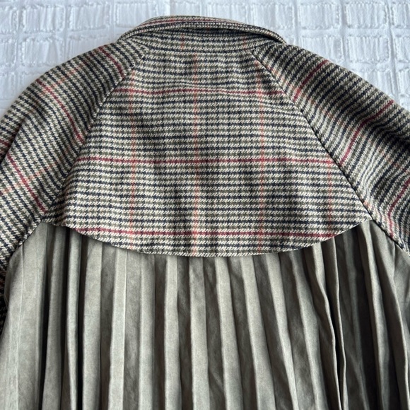 Mystree Wool Blend Button Down Jacket — Pleated Plaid & Faux Suede | NWT | Small - Picture 4 of 13